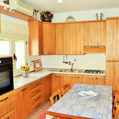 Stella Di Mare Apartament Lendinuso